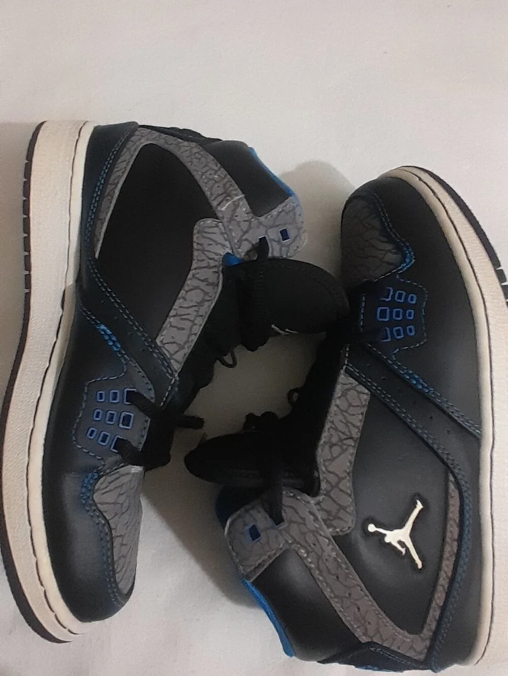 Jordan Kids' Black & Gray Basketball Sneakers